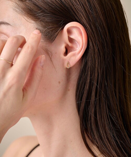 ドロップ チェーン ピアス（ピアス（両耳用））｜ete（エテ）の