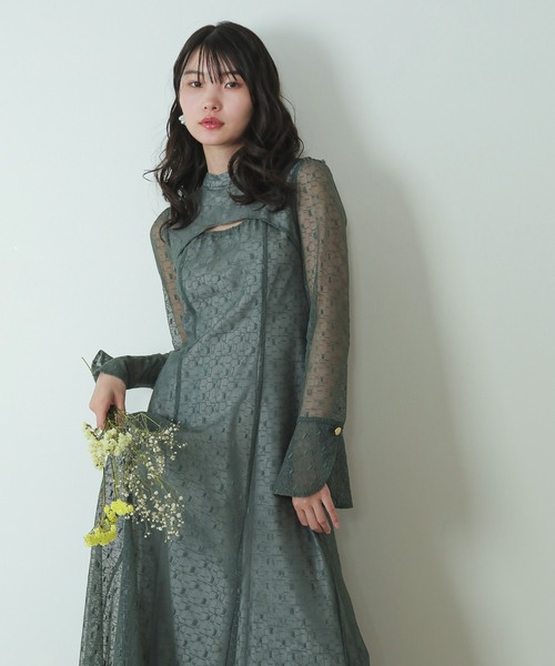 Kana（カナ）の「幾何学柄 レース バックオープン ワンピース