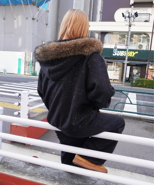 セール】【Bz】ラメボリュームファーZIPパーカー(RZ)（パーカー