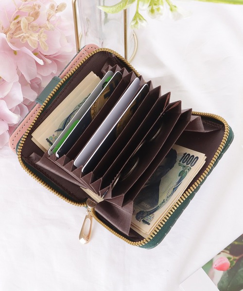 セール】レザー調 キルティング 二つ折り コンパクト 財布 ウォレット