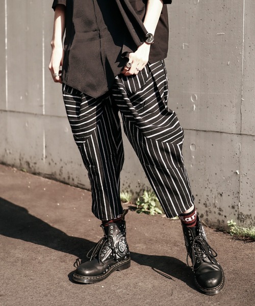 rovtski（ロフトスキー）の「ストライプサルエルパンツ（デニムパンツ