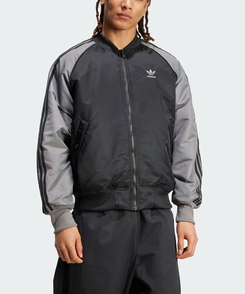 adidas（アディダス）の「プレミアム カレッジジャケット / アディダス