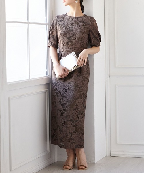 AIMER（エメ）の「ジャカードレース袖付きタイトミモレ丈パーティー