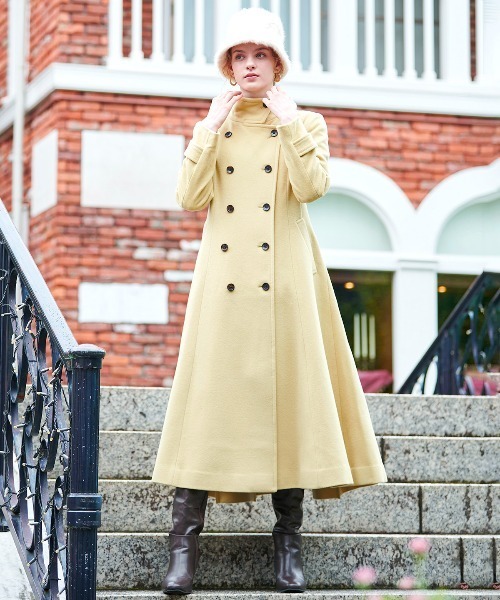 AND COUTURE（アンドクチュール）の「ダブルブレストスタンドカラー