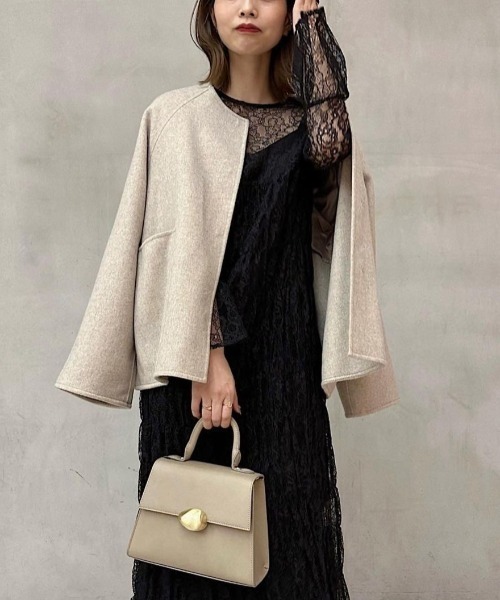 レースシャーリングワンピース（ワンピース）｜anuans（アニュアンス