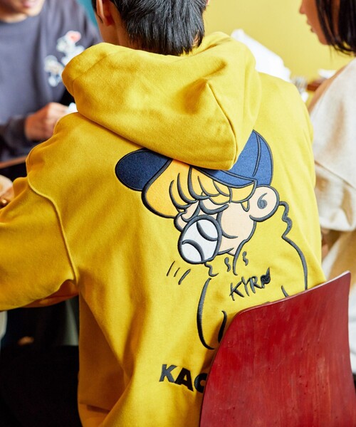 kaoyorinakami（カオヨリナカミ）の「KAOYORINAKAMI×FREAK'S STORE