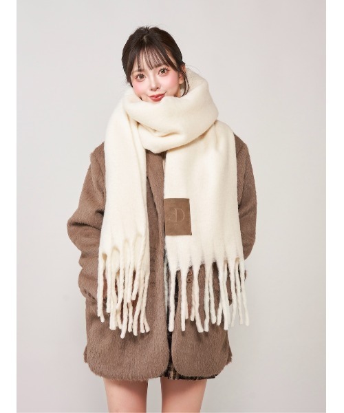 Darich（ダーリッチ）の「レザータグパッチボリュームマフラー