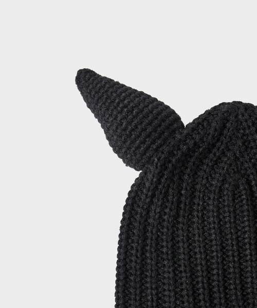 BASICKS耳付き黒ニット帽 BASICKS | Bear Beanie - black – FAB4