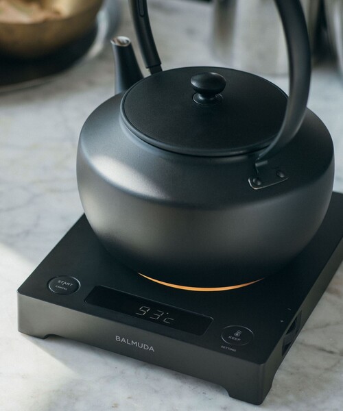 BALMUDA＞MOON KETTLE（キッチン家電）｜BALMUDA（バルミューダ）の