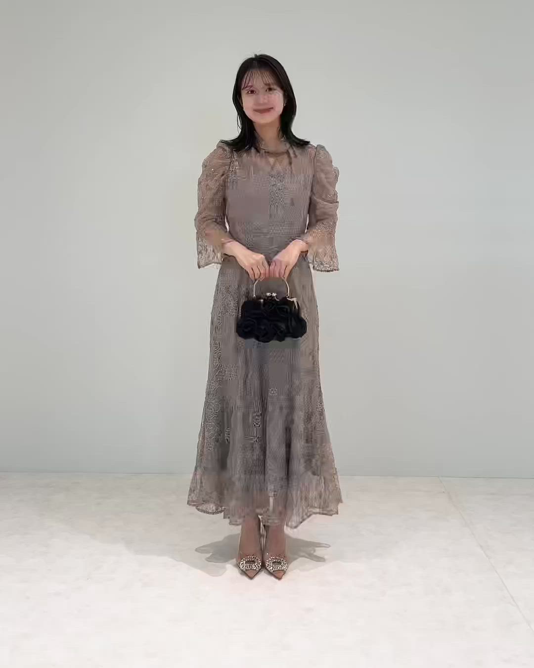 セール】【LEJA】スパンコール花柄刺繍ソフトパフスリーブマーメイド