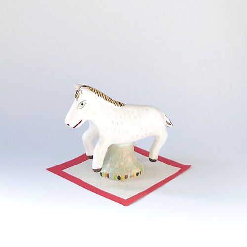 ノーブルな雰囲気の白馬さん（午） 干支ミニ置物 陶器 その他置物 raku