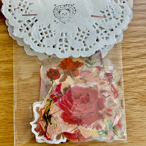 たっぷり40枚】海外ステッカー コラージュ セット 韓国風 赤 シール