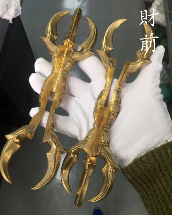 最後期限出品】チベット仏教 仏像法器 金鋼杵や金鋼鉞 骨董 最後期限