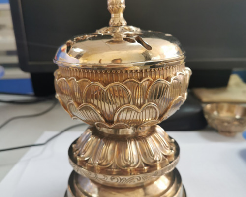 修縁堂】チベット密教 真鍮 寺院仏具 法器 金メッキ宝珠炉 修縁堂