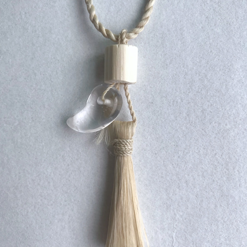 精麻と勾玉水晶の首飾り お祓いほうき 天然石 浄化 ネックレス