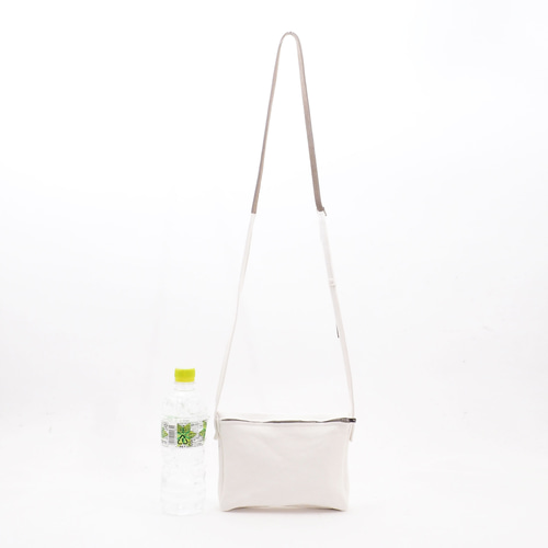 即納＞レザーサコッシュ（白）/カンガルー革/サコッシュ/ポシェット