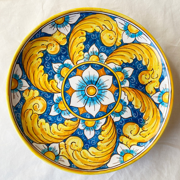 絵皿 26cm GEO038 マヨリカ焼き イタリア陶器 シチリア 大皿 CERAMICHE