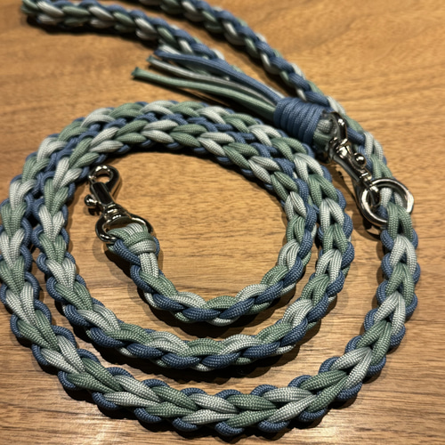 パラコードカフェリードパステルカラーのスマイルフラワーいっぱい