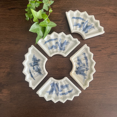 お得＞伊万里染付扇型豆皿5枚 江戸幕末期 薬味皿・豆皿 antique art