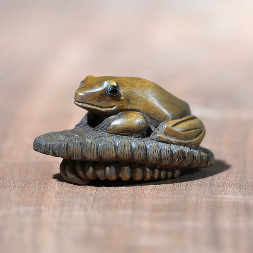 根付 蛙 カエル 木彫 彫刻 超絶技巧 ストラップ キーホルダー Yahoo