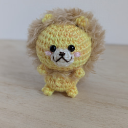 あみぐるみ とり鳥 セキセイインコ 白×水色 鼻青 手染め毛糸