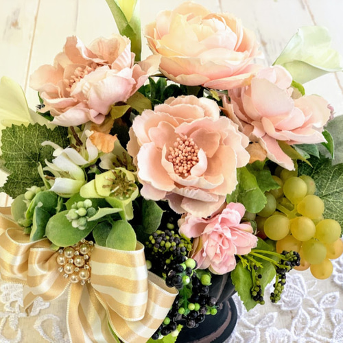 25周年 感謝記念Sale! アートフラワーのおしゃれなアンティーク花瓶