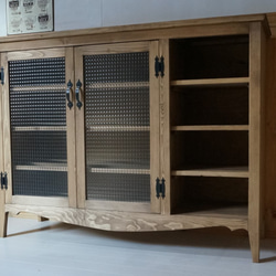 ハンドメイド食器棚 チェッカーガラス扉 サイズオーダー可 レトロ