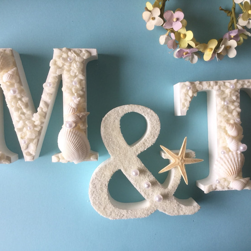 ハワイ 限定品 貝殻装飾の文字オブジェ LOVE ハワイ 限定品 貝殻装飾の