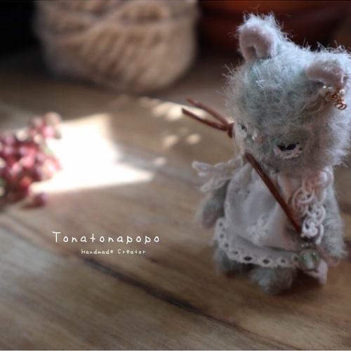 受注製作】レースまつ毛♡お鼻パールなネコちゃん 7.5㎝ テディベア