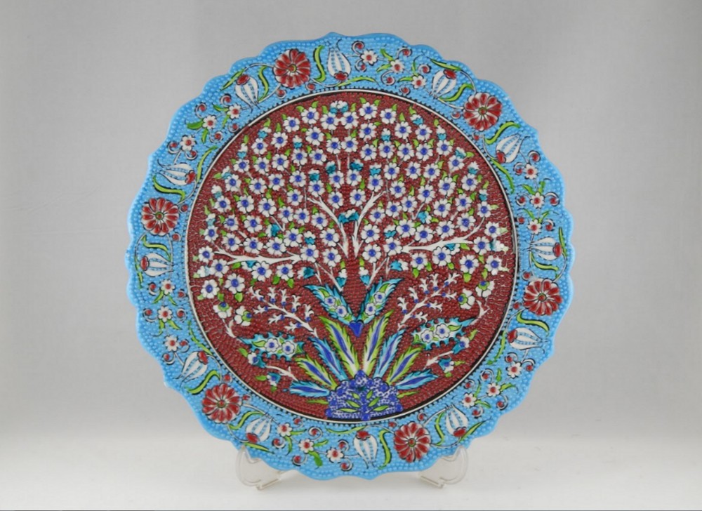 イズニック陶器】手描き大皿／トルコ伝統文様／花模様 イズニック陶器