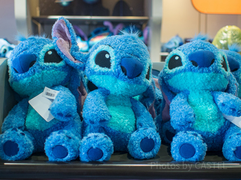 ディズニー スティッチ の大きいぬいぐるみ