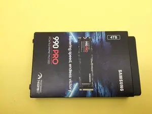 SAMSUNG 990 EVO Plus 4TB PCIe NVMe M.2 2280 Internal SSD MZ