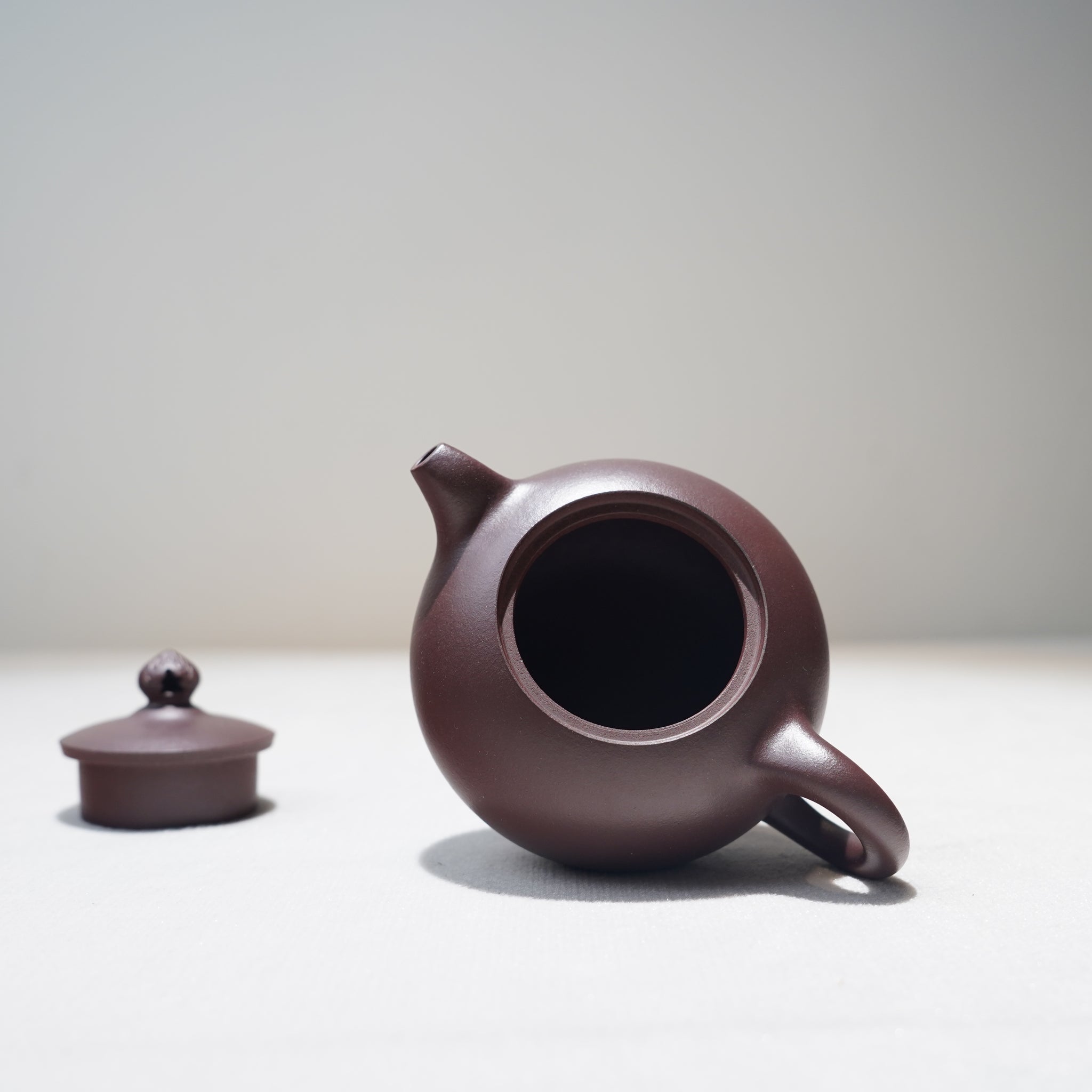 已售出）【悟道】精巧紫泥紫砂茶壺– Cha-Tailor Tea Specialist