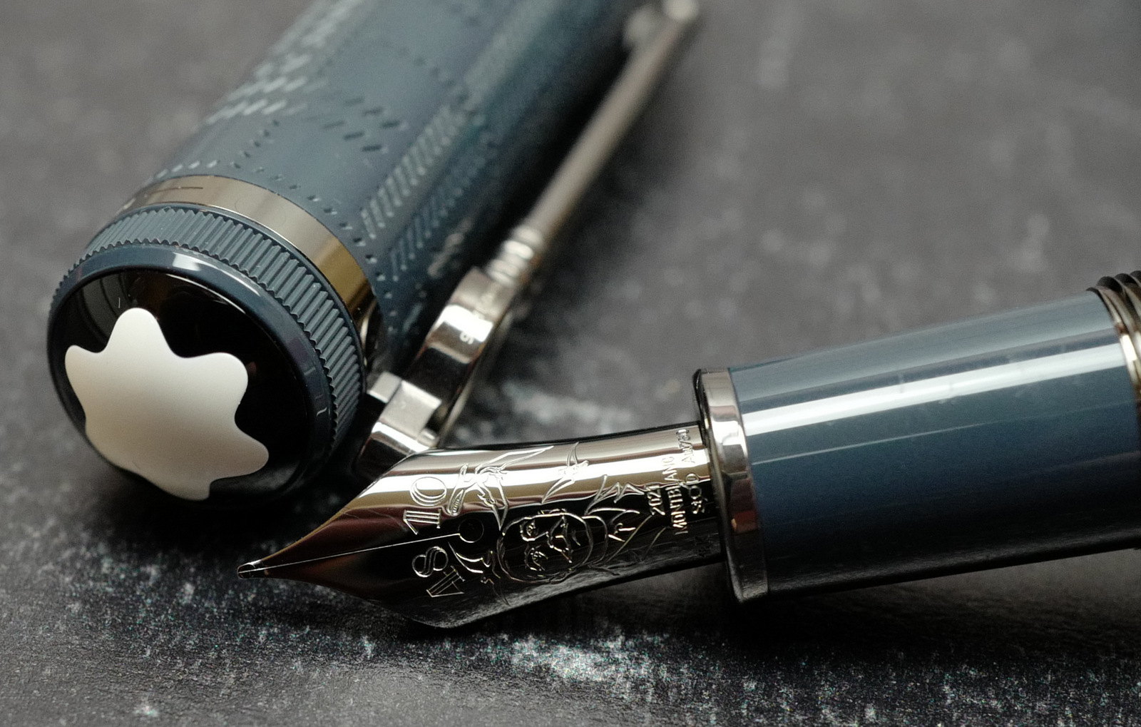 MONTBLANC オマージュ トゥアーサー コナン