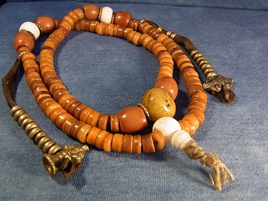 オールドチベット メノウ瑪瑙銀線象嵌『仏眼天珠』根付 緒締玉アゲート