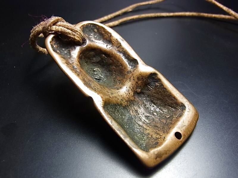 チベットのお守り トクチャ スノーライオン 雪獅子 送料込み 【公式通販】