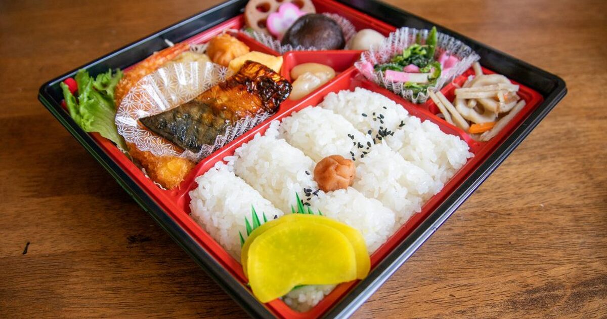 茶道具　松花堂弁当