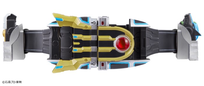 仮面ライダーイクサ」の本格的変身ベルト「イクサベルト＆イクサ