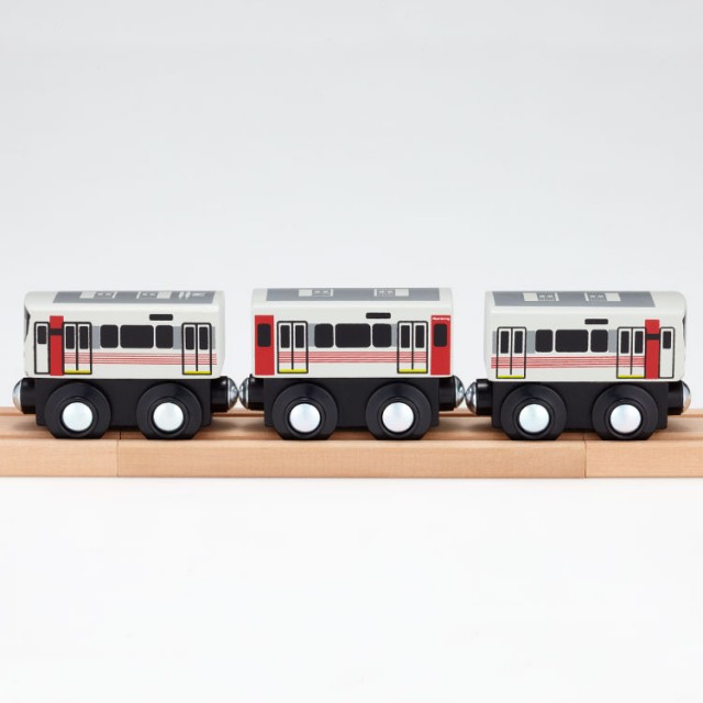 moku TRAIN 227系レッドウィング - チャイルドショップ ｜チャイルド社