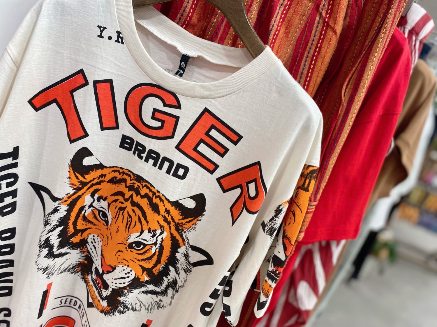 7BCAADD7-D8F5-49A4-8173-