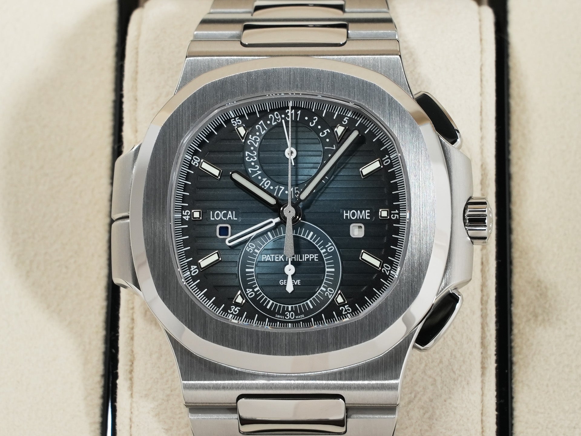 ノーチラス トラベルタイム クロノグラフ Ref.5990/1A-011 (ID