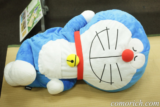 ドラえもん押し入れでおやすみ ぬいぐるみ布団収納ケース フェリシモ