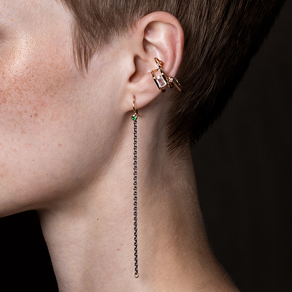 ALL ABOUT BASICS トグルチェーン ピアス