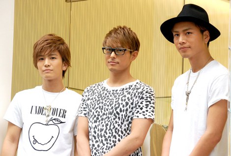 三代目JSB登坂らが銀座にサプライズ登場 大歓声でトーク聞こえず