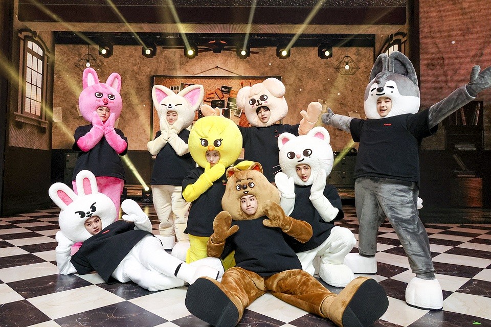 値下げ！skzoo全員集合 スキズ ストレイキッズ straykids 値下げ