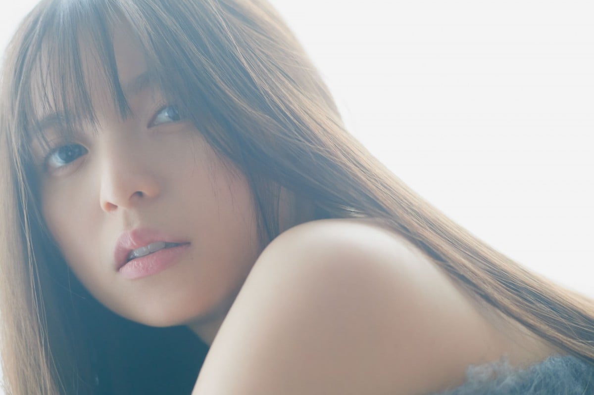 齋藤飛鳥、写真集発売記念で2年ぶりソロ配信決定 ファンからの質問にも