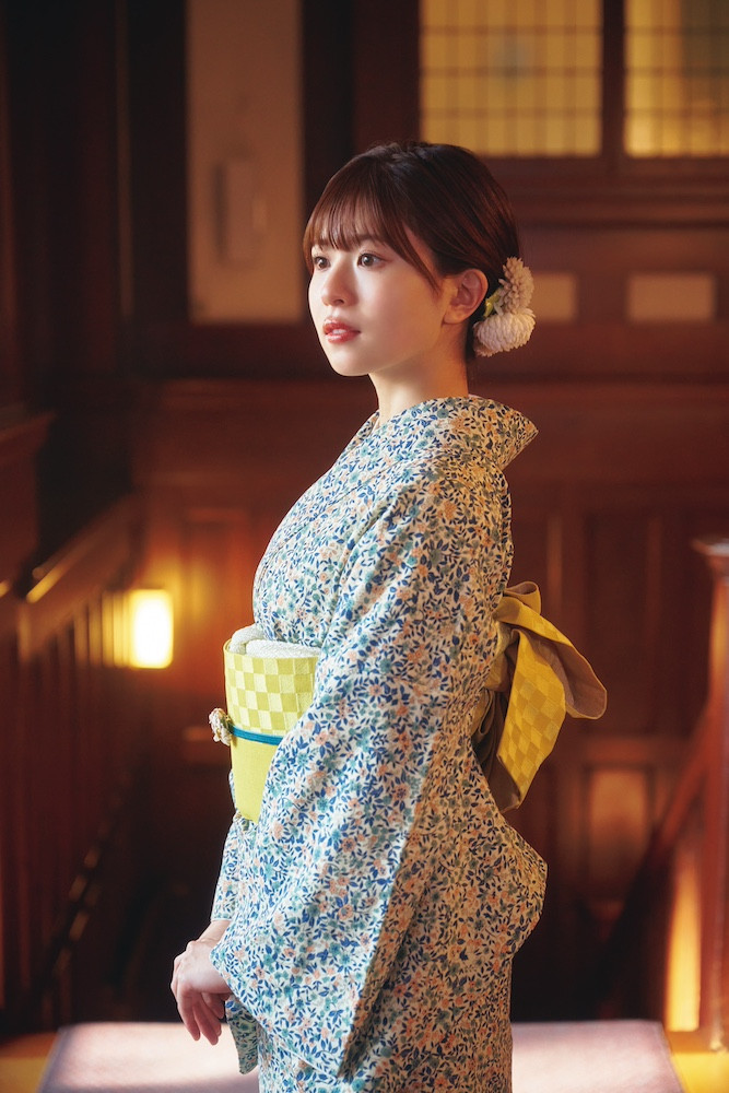 画像・写真 | 日向坂46松田好花、ピンクランジェリー姿で振り向き