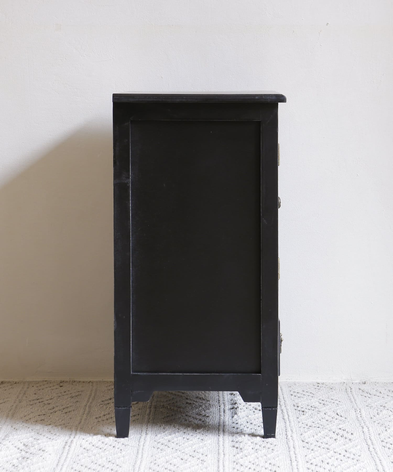 salut サリュ ゴシック ガラスキャビネット ブラック Salut! サリュ