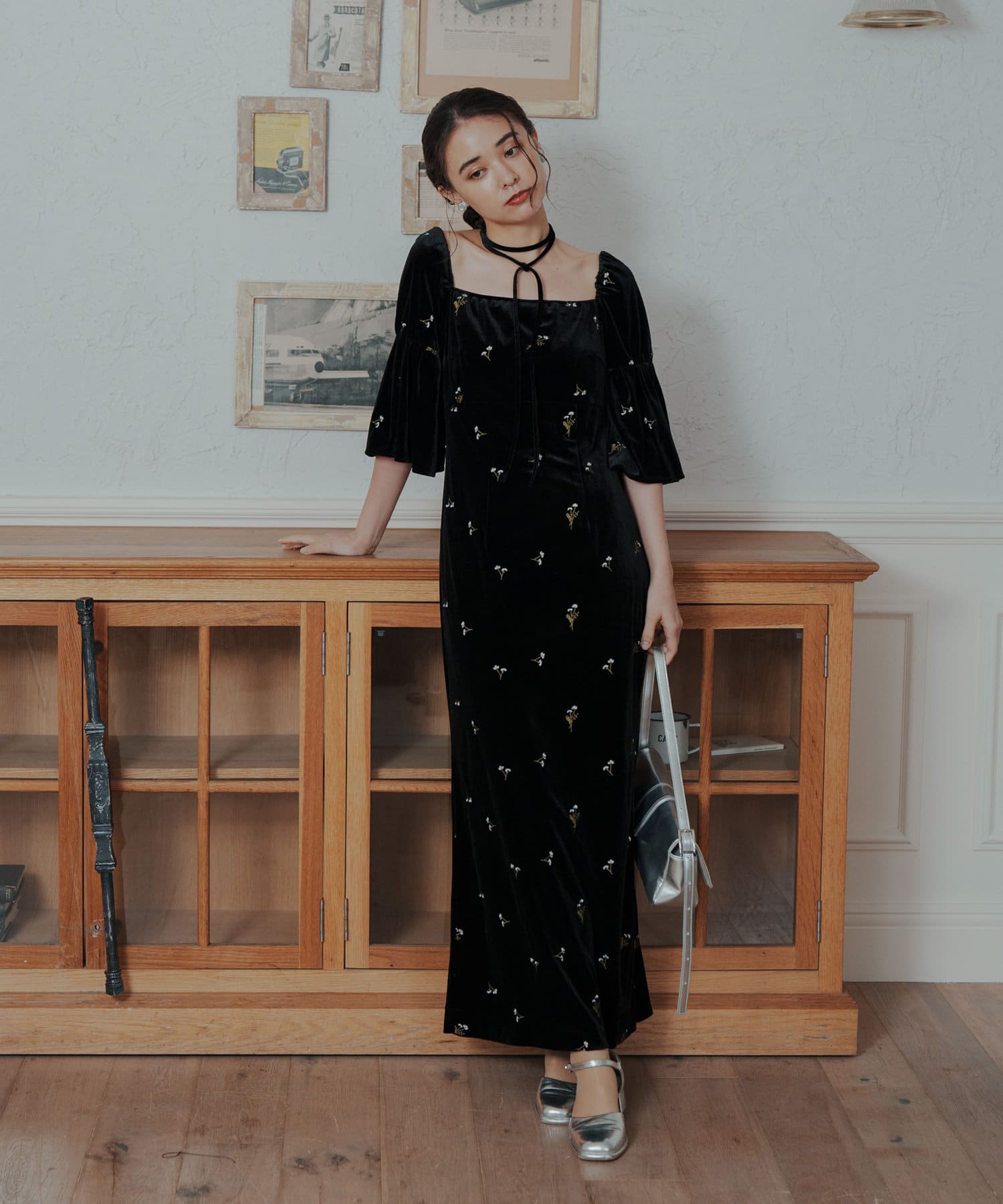 オケージョンドレス/結婚式】velour bell sleeve dress | Kastane