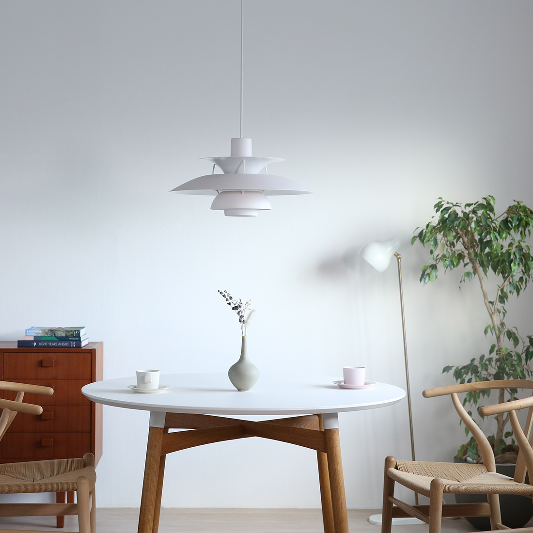 ◎ito◎PH リプロダクト モノクロームホワイト レール変換プラグ付